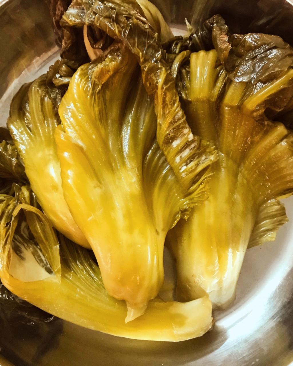 第一个评论的人做的老祖宗的腌制酸菜方法(酸菜做法)
