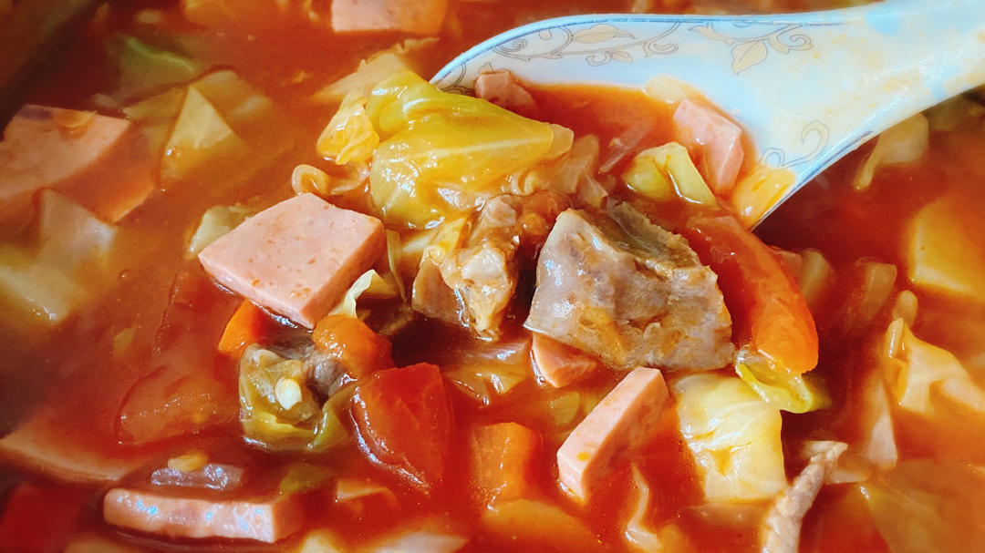 一份适合夏天喝的酸酸的罗宋汤，超级正宗的做法