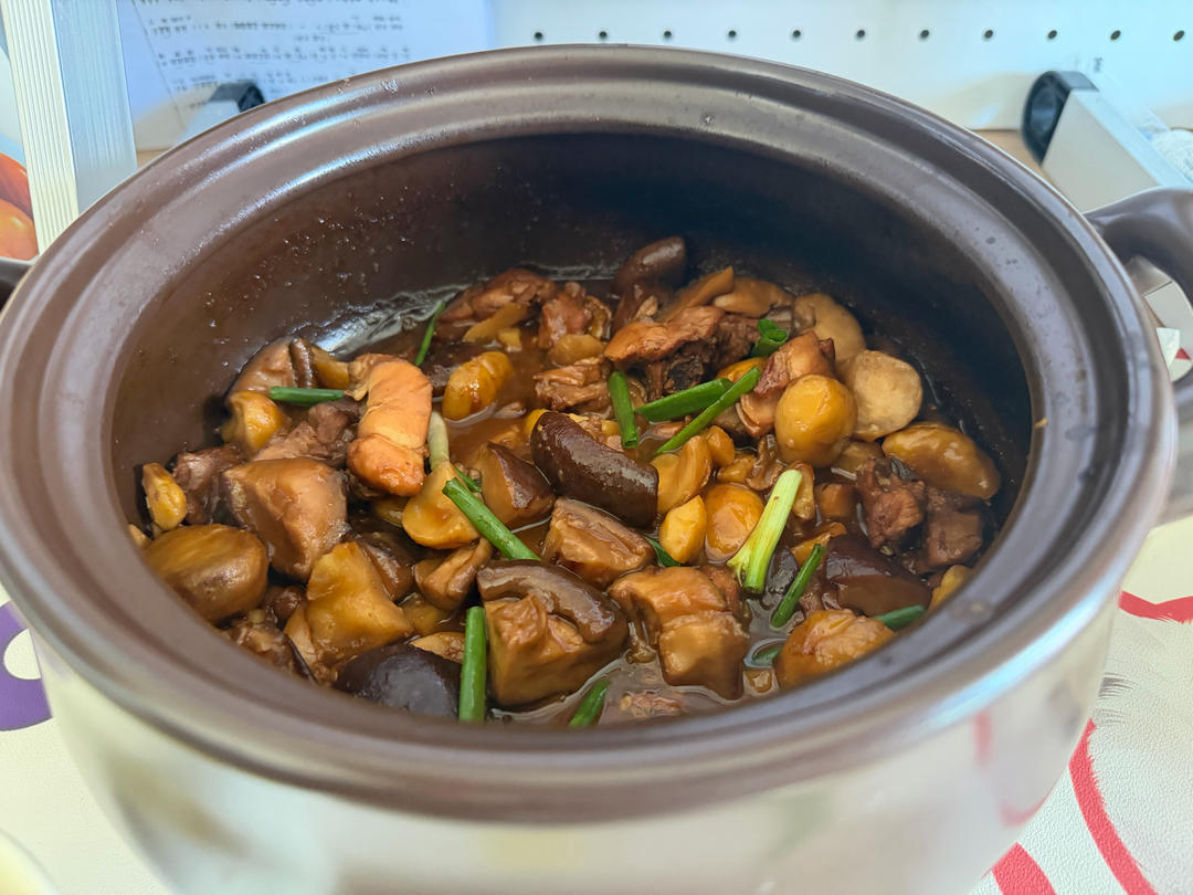 秋天里的美味【板栗烧鸡】含板栗不糊汤的小秘诀