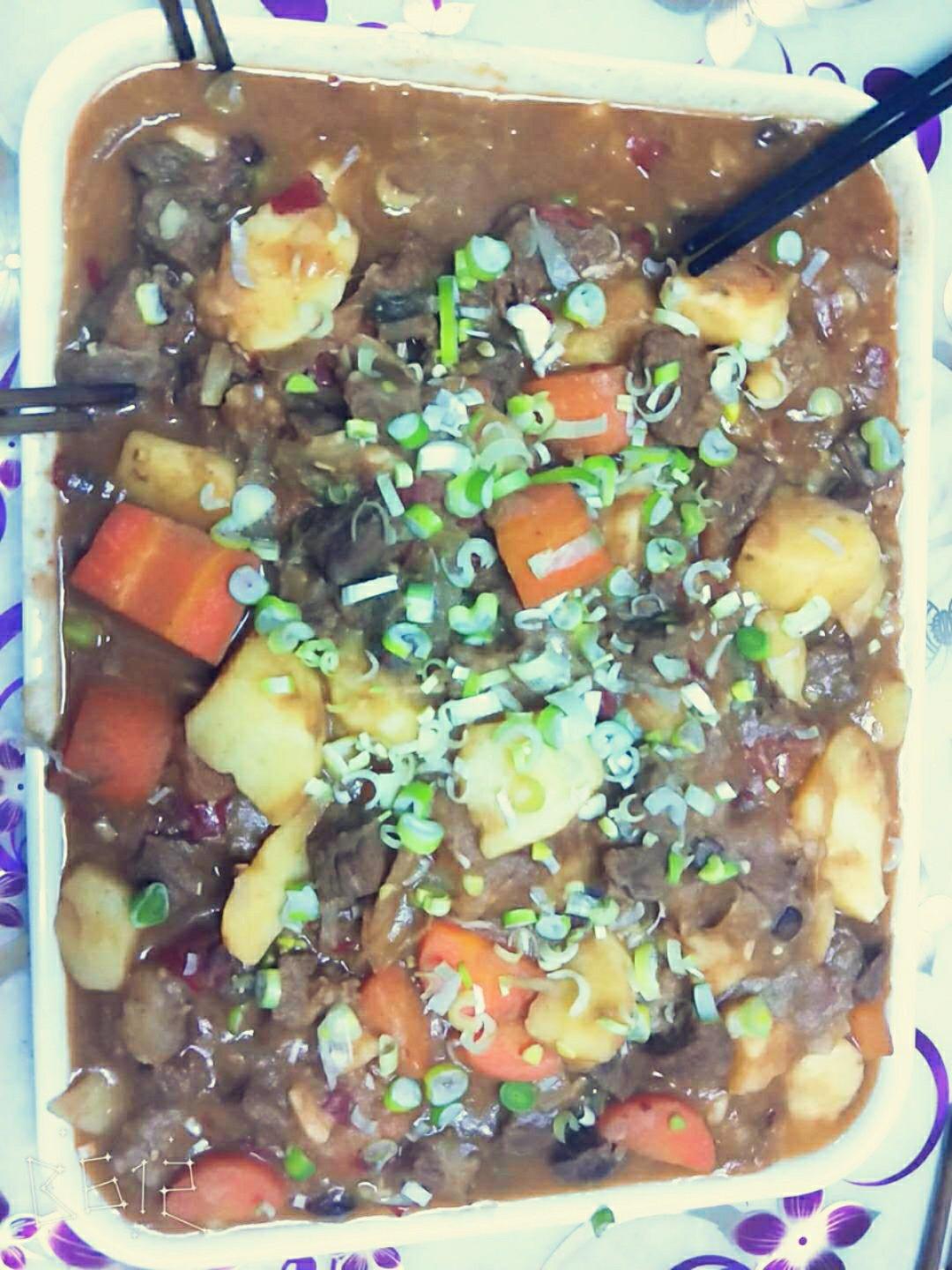 红烧牛肉土豆 （独家秘制）