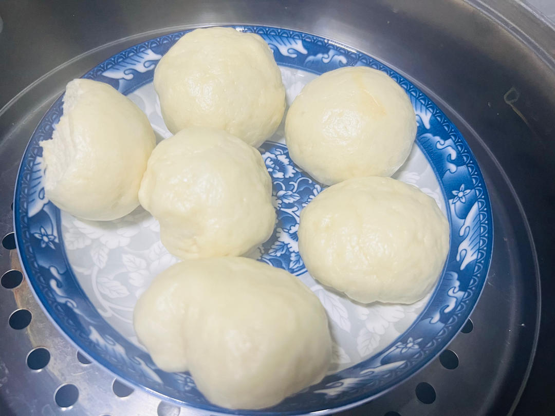 牛奶小馒头