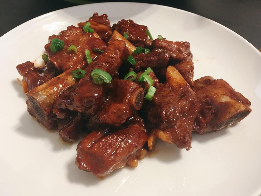 红腐乳烧排骨