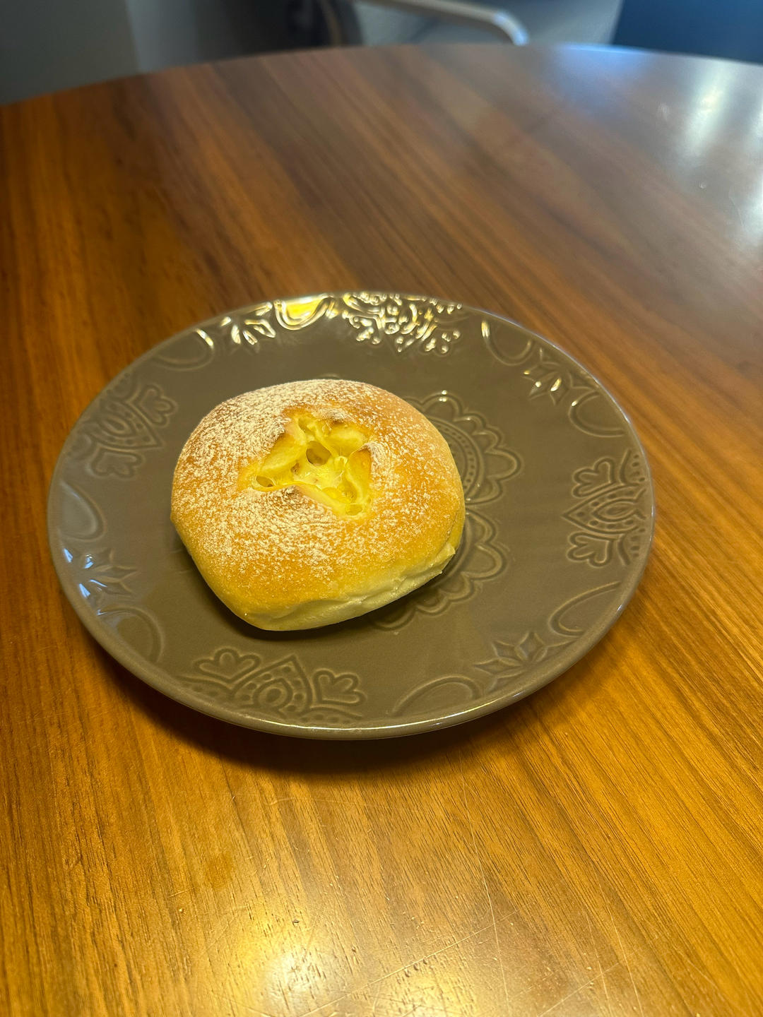 (超好吃的咸口面包）爆浆培根芝士面包