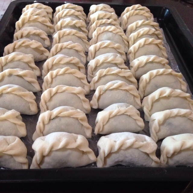 韭菜猪肉饺子(最简单最好吃又最多汁的饺子)