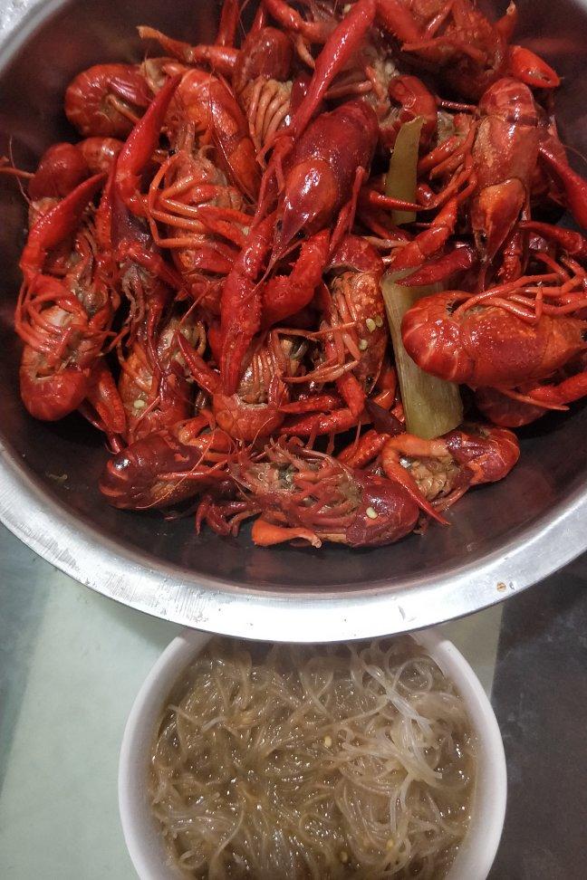 【蒜蓉小龙虾图片】一个人的曼妙时光_下厨房