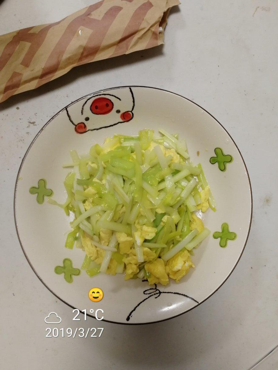 韭黄炒鸡蛋