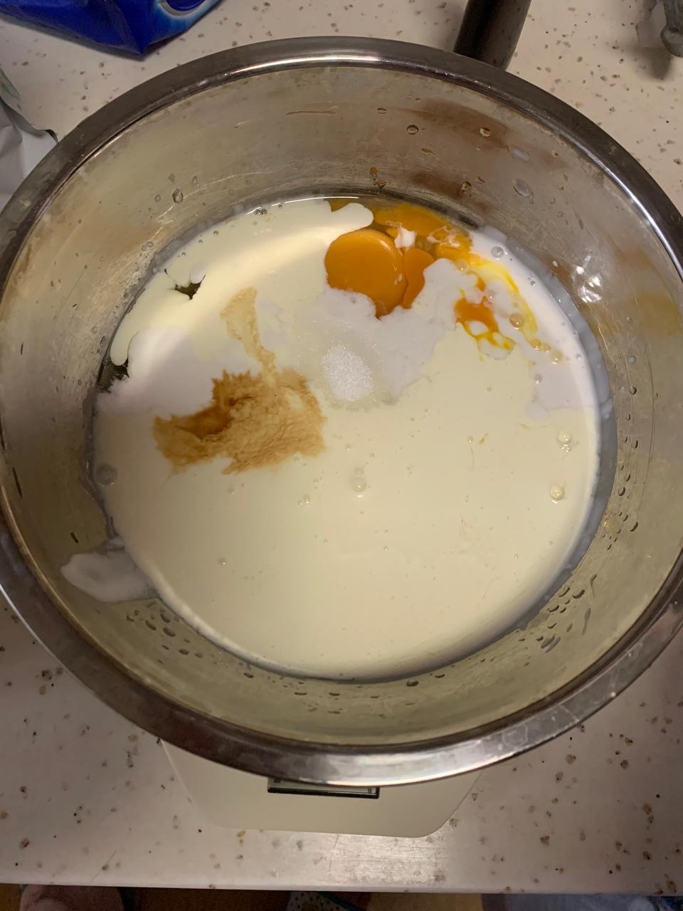 纯奶手撕吐司的做法 步骤1