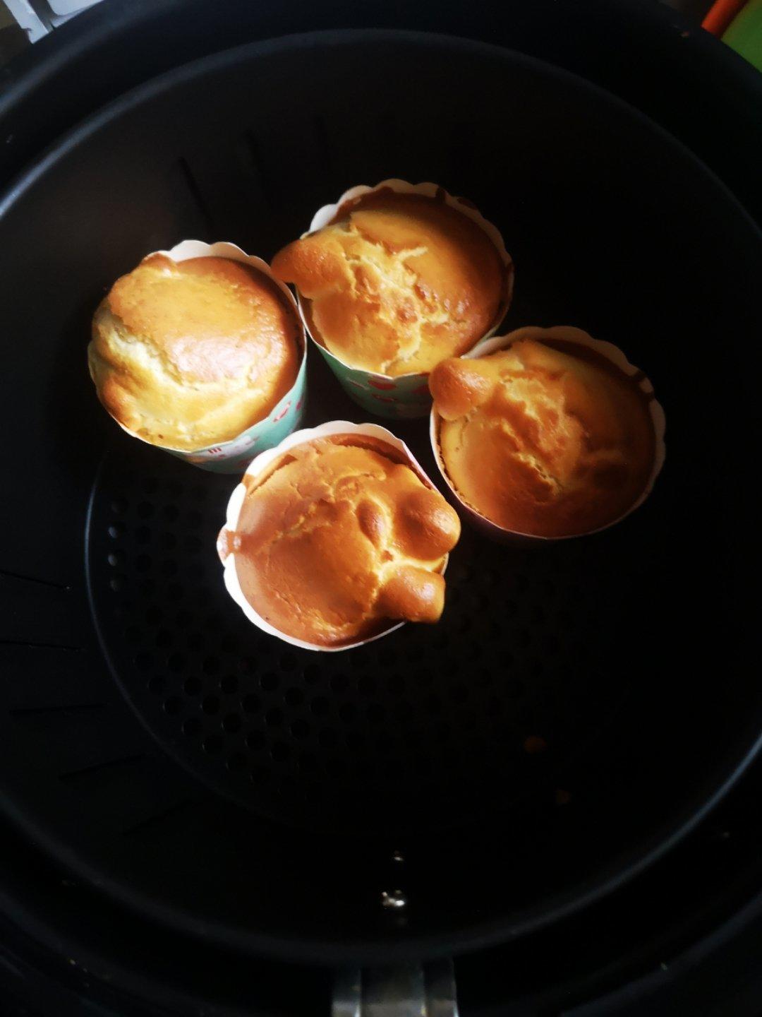 【怀旧蜂蜜鸡蛋糕】全蛋海绵蛋糕