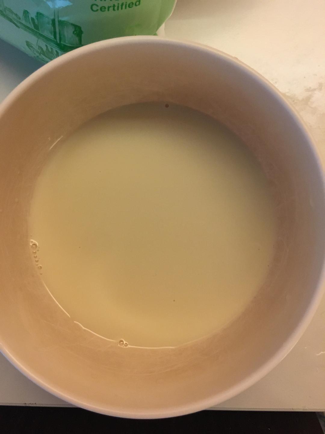纯奶手撕吐司的做法 步骤1