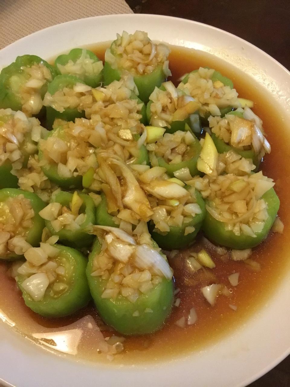 蒜蓉蒸丝瓜