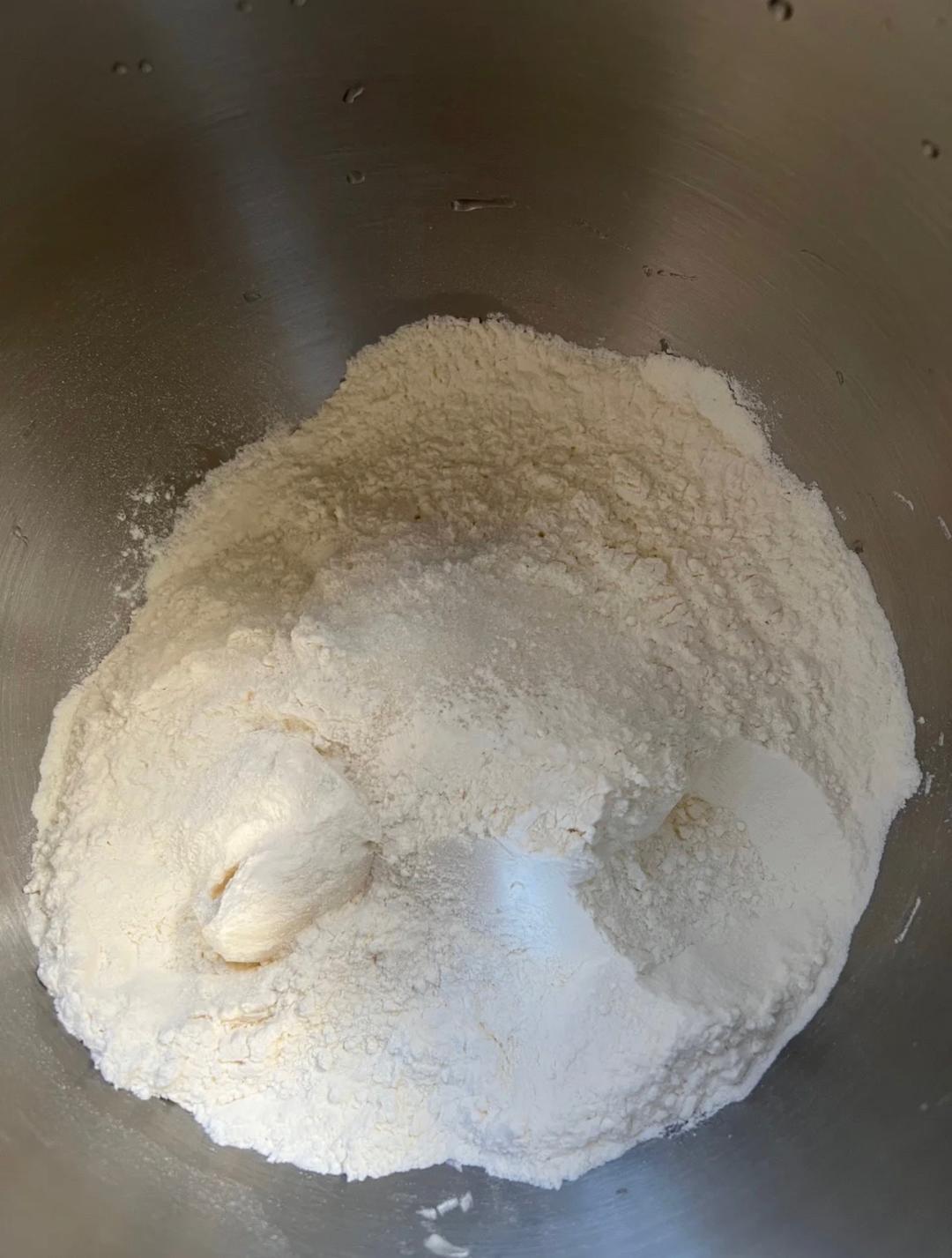 纯奶手撕吐司的做法 步骤1