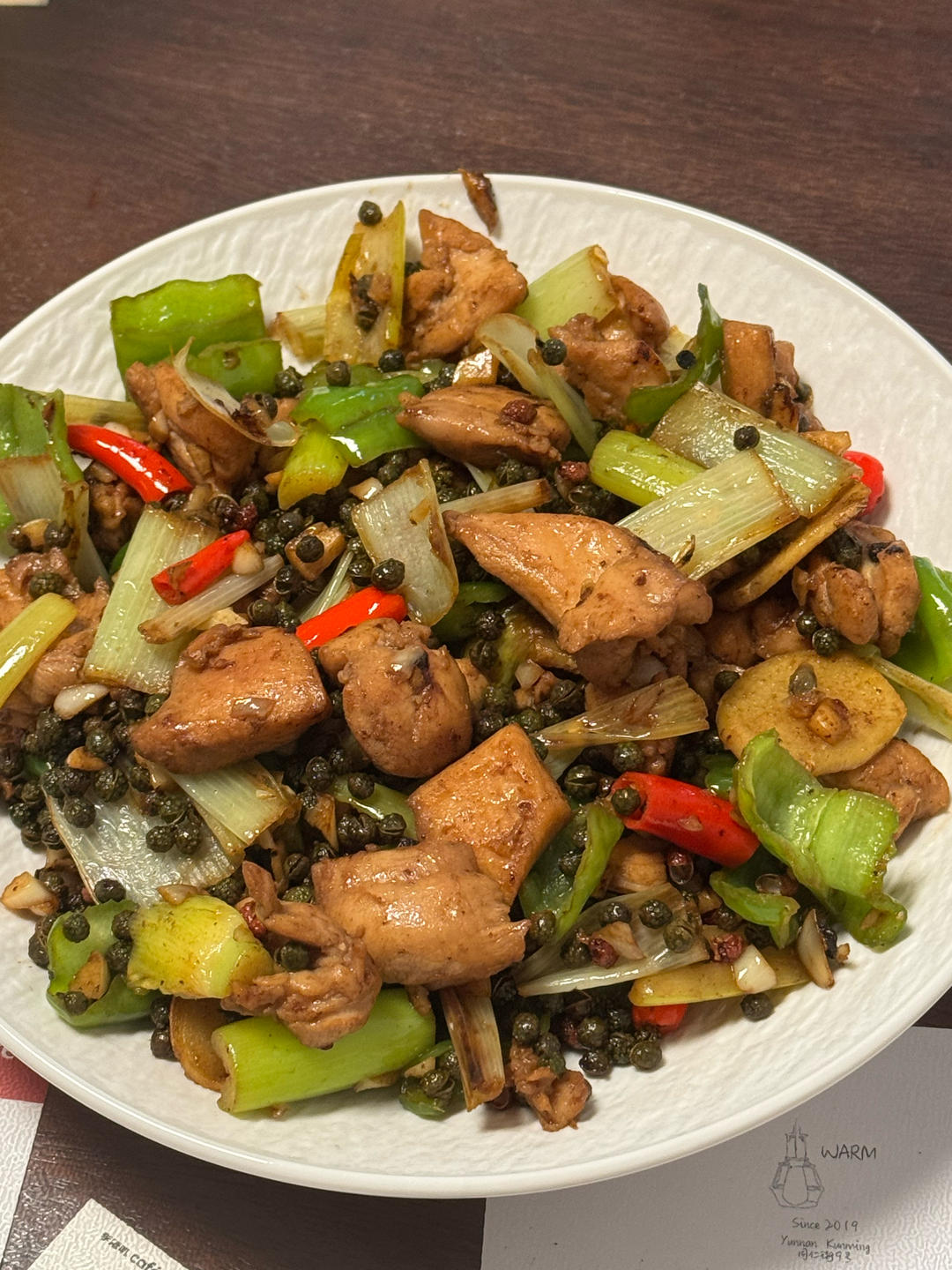 麻辣鲜香的青花椒炒鸡