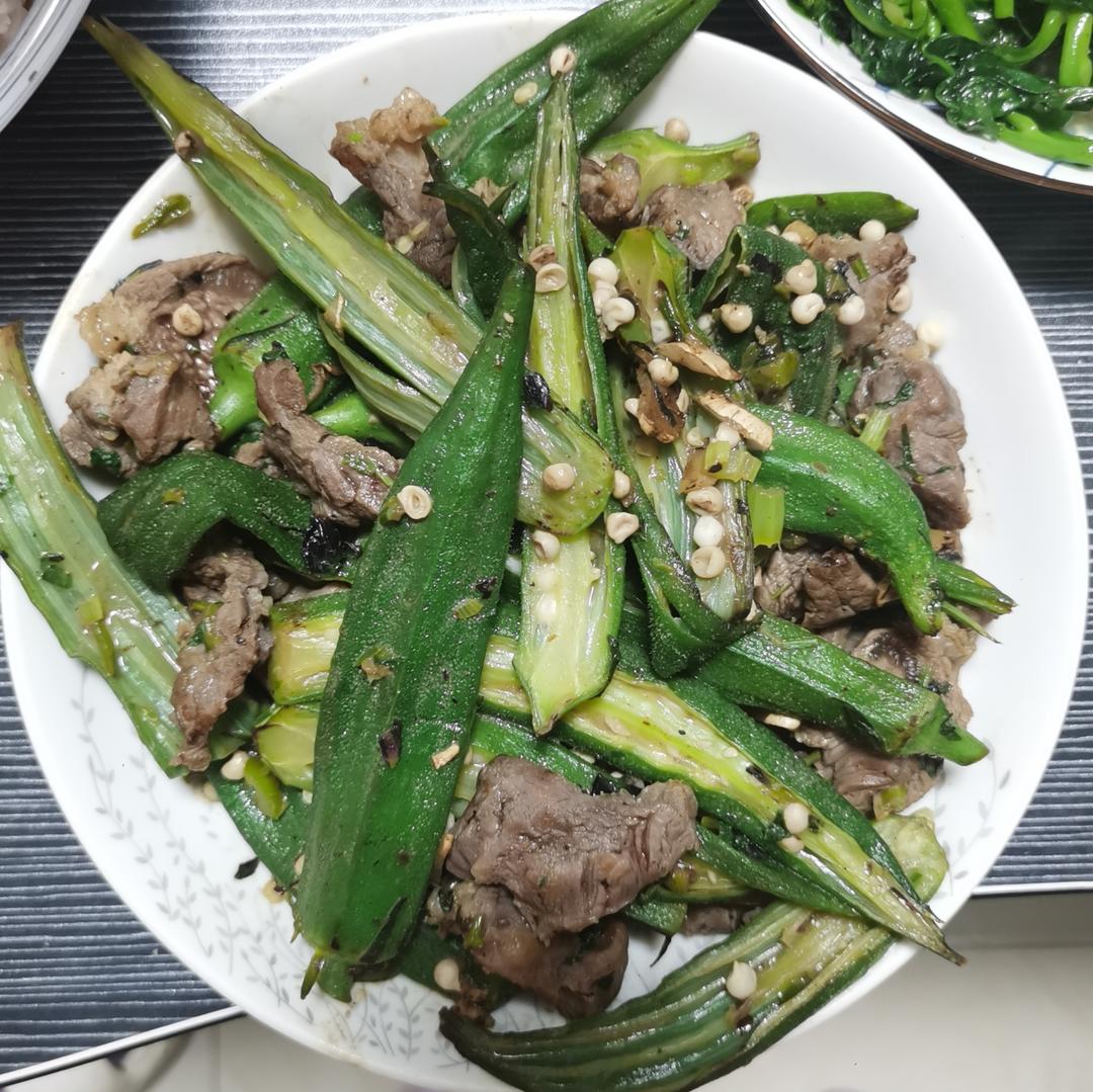 秋葵炒肉