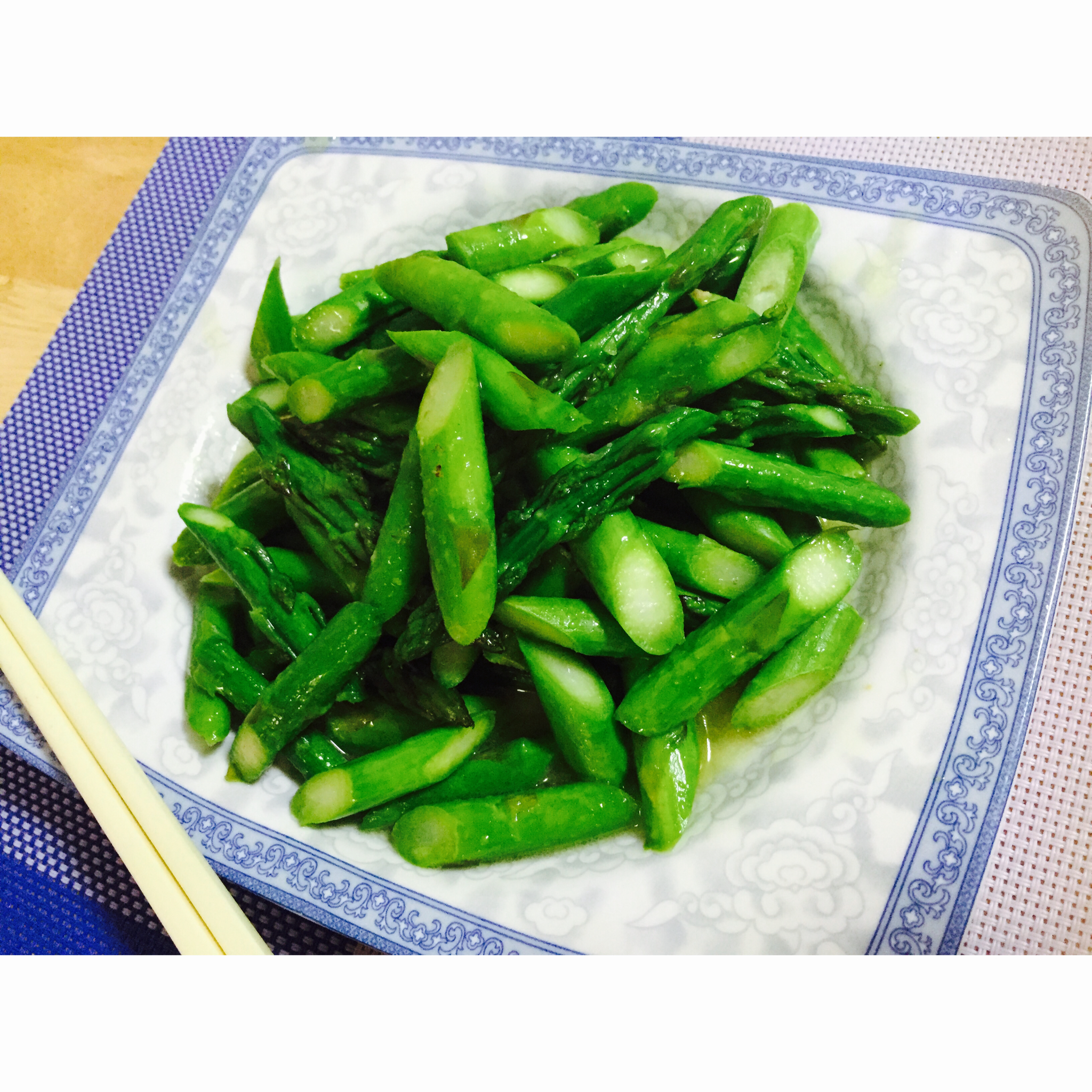 清炒芦笋