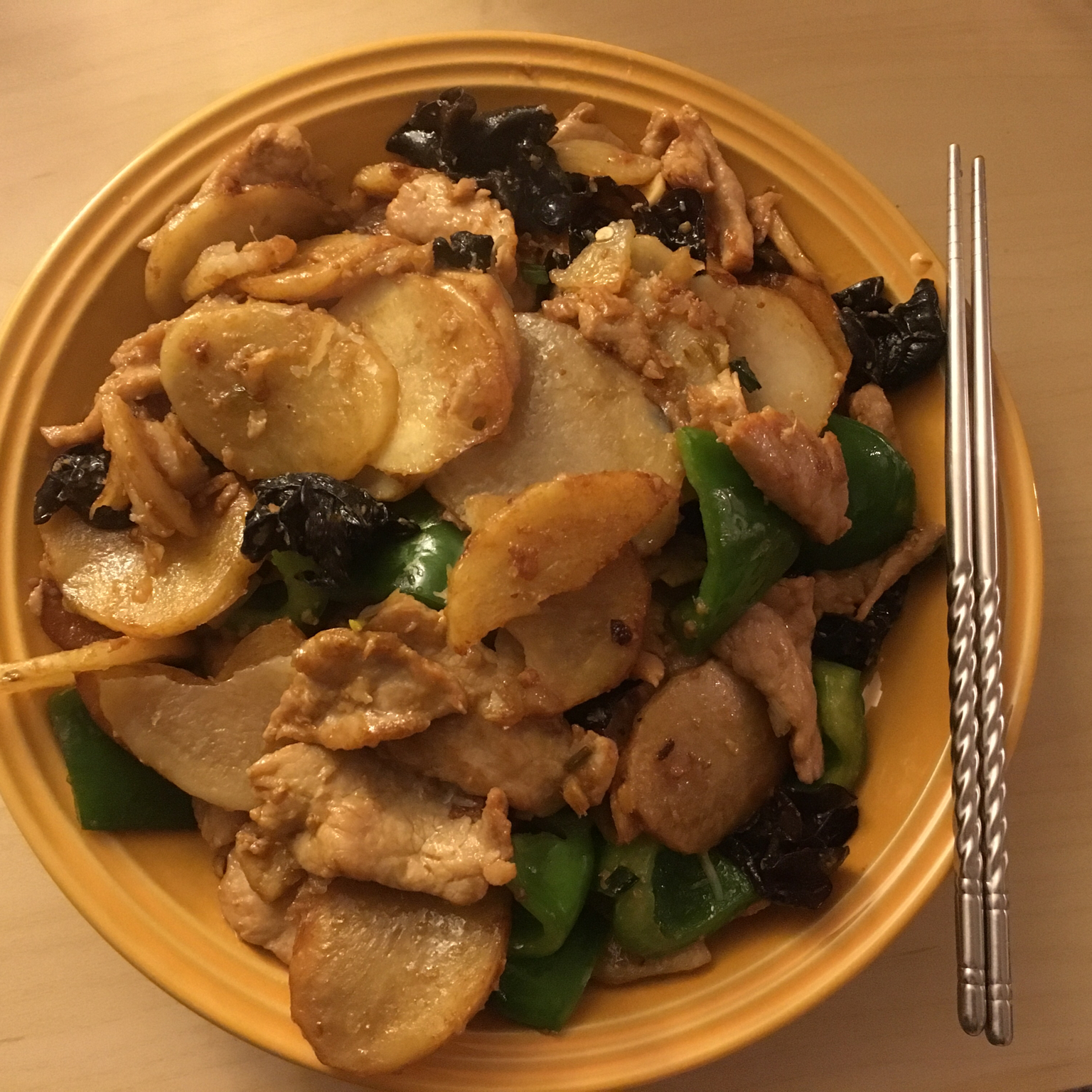 过油肉土豆