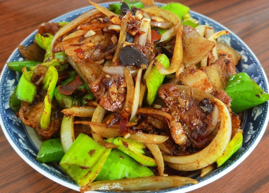 下饭神器回锅肉，不爱吃肥肉的我都超喜欢！