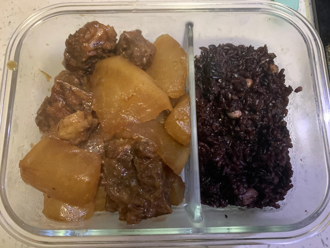 萝卜红烧排骨