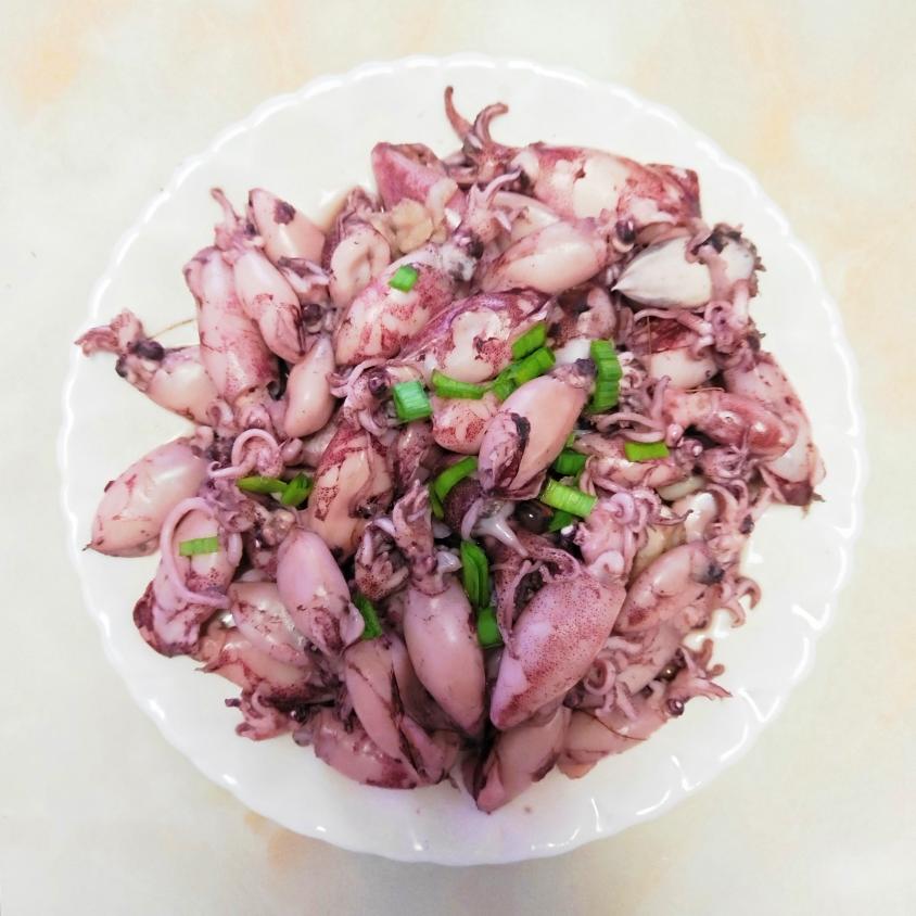 白灼鱿鱼仔的做法