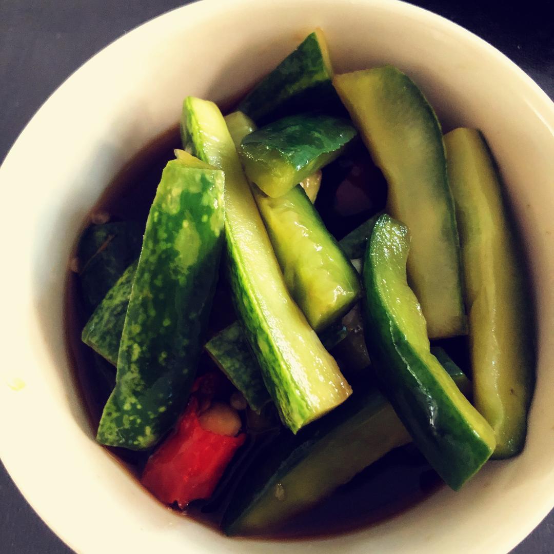 超爽脆酸辣黄瓜条的做法