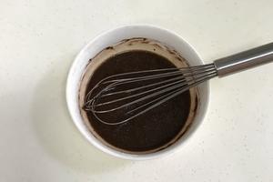 咖啡海绵蛋糕杯（分蛋法）的做法 步骤6