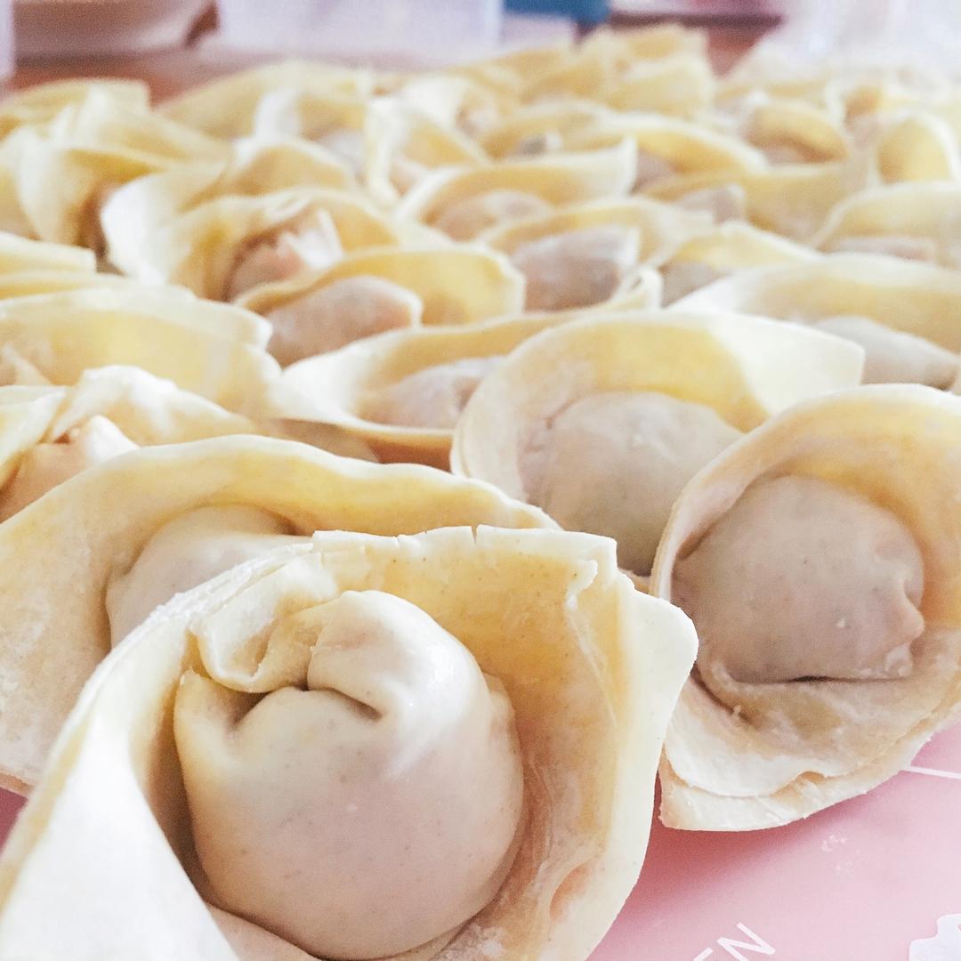 元宝馄饨的包法