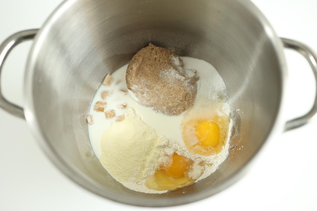 纯奶手撕吐司的做法 步骤1