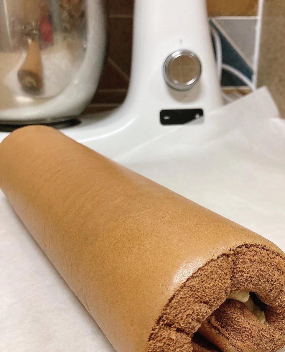 巧克力咸奶油蛋糕卷（附不消泡小窍门）