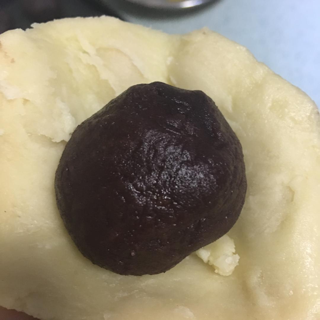 超简单系列：——蛋黄酥——不用揉，不醒面，酥掉渣的中式酥皮点心的做法 步骤13