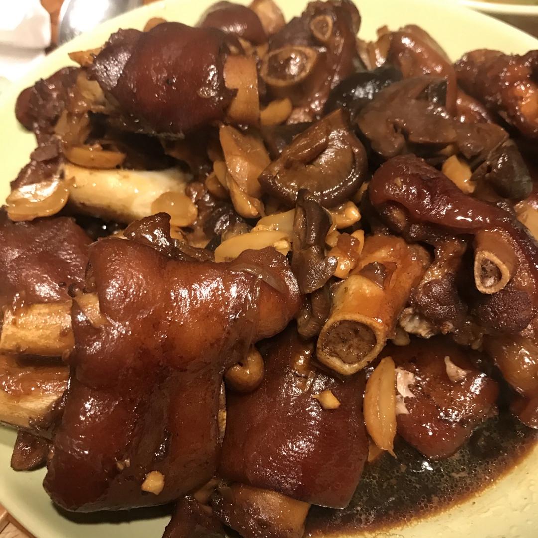 极简版红烧猪蹄（电饭煲）