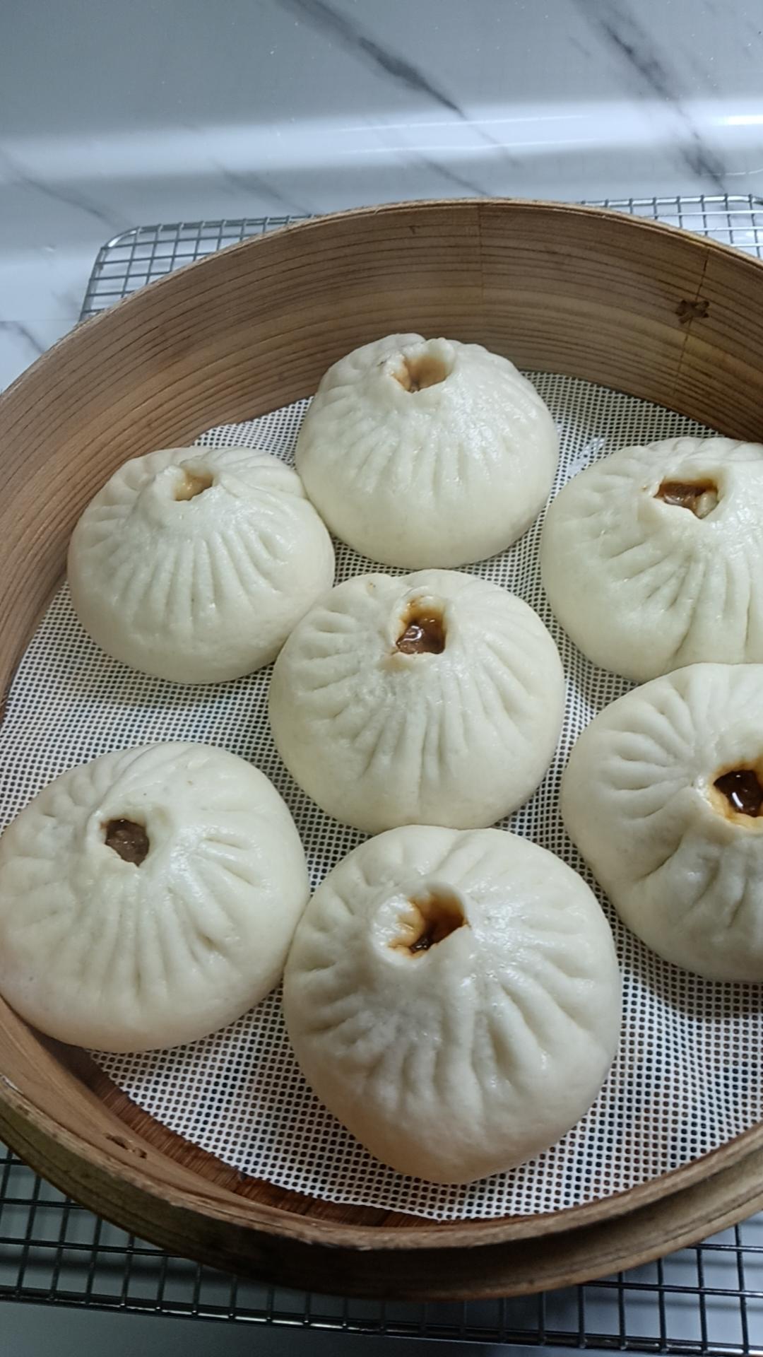 大葱酱肉包