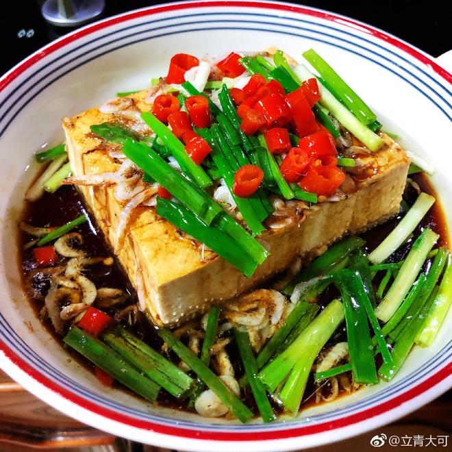 快手菜：油泼老豆腐的做法