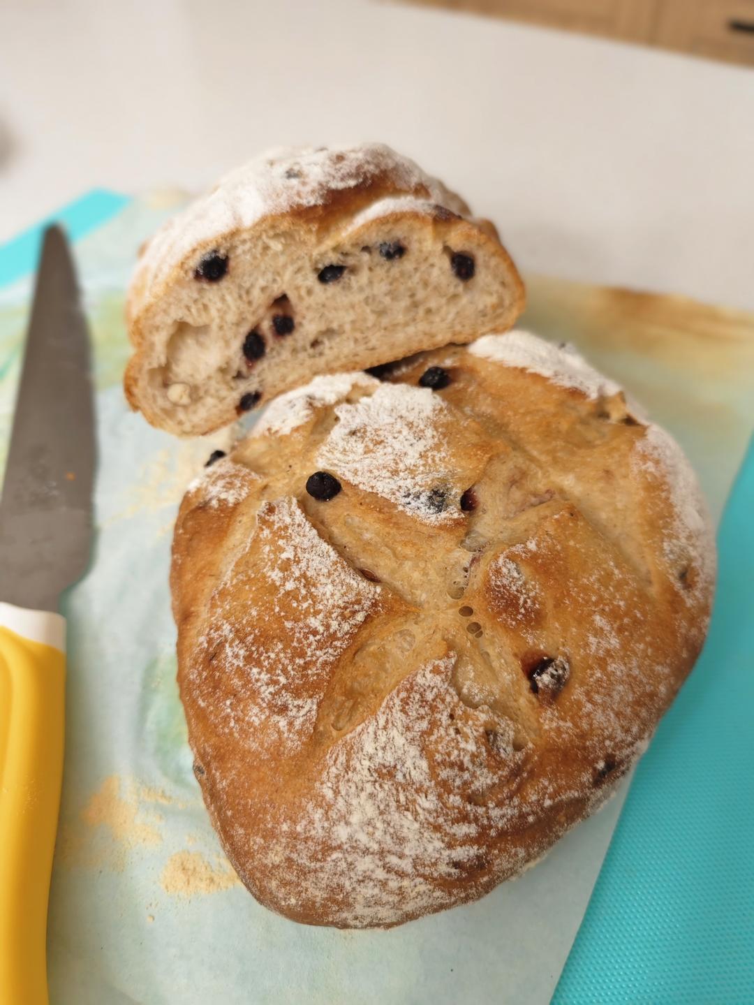 全麦蔓越莓核桃软欧包