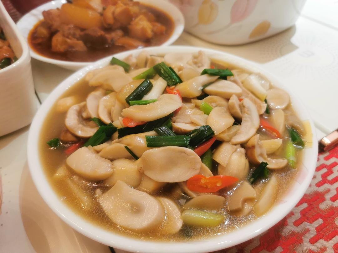 鲜掉眉毛的炒姬松茸