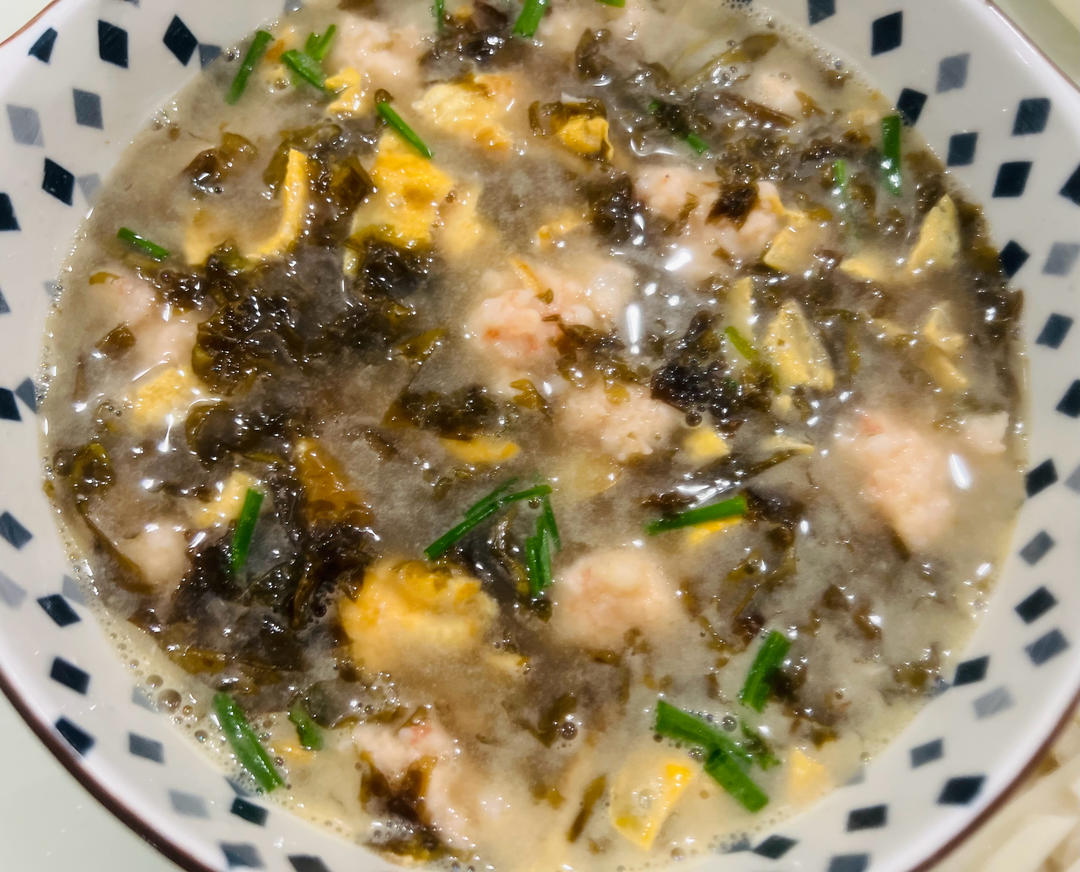 低卡鲜美的紫菜虾滑汤！好喝不胖减脂餐