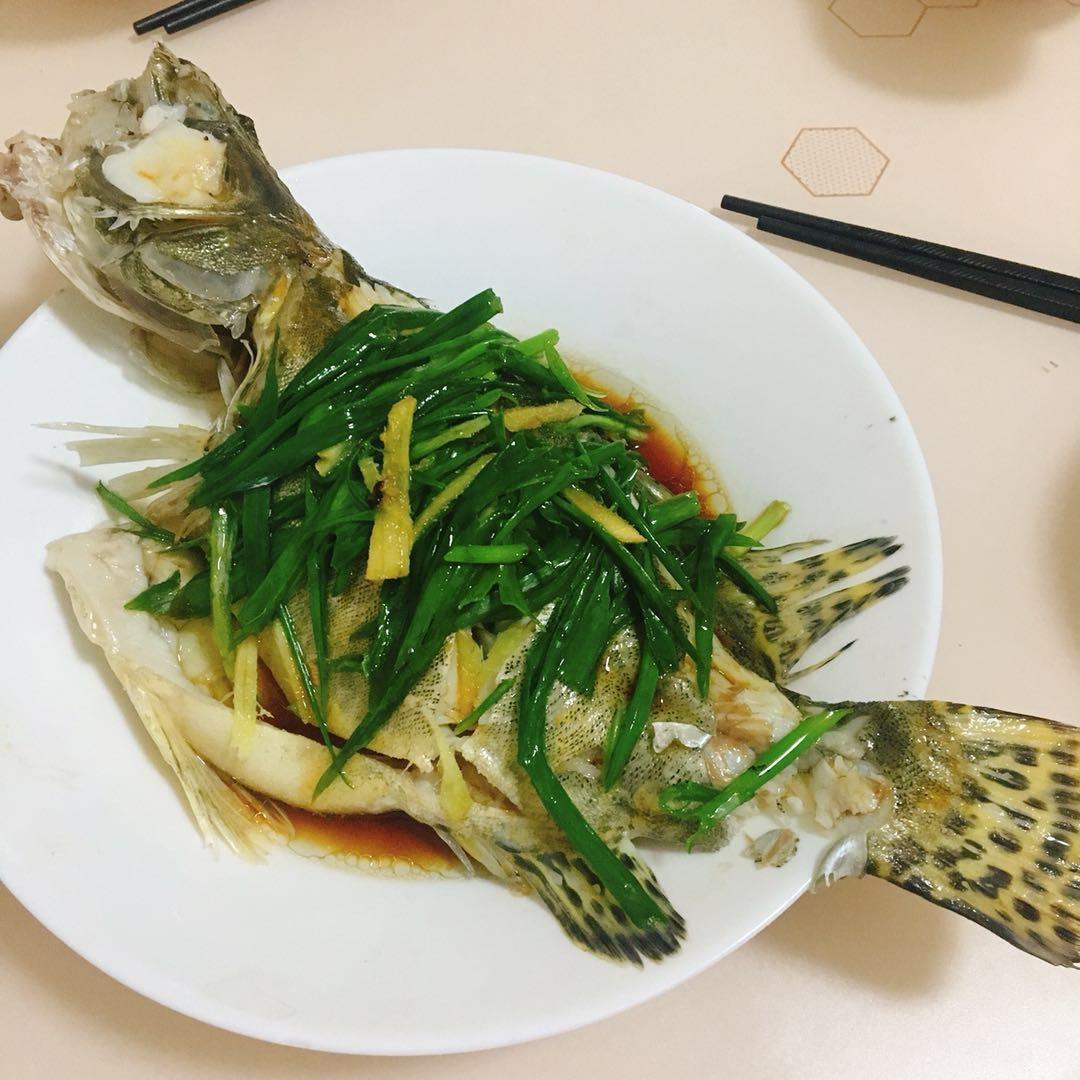 清蒸鱼（鲈鱼/多宝鱼/桂花鱼/石斑鱼……）