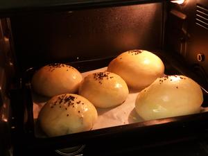 红豆小面包的做法 步骤6