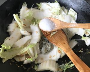 白菜粉丝煲（一锅足以当主食的炖菜）的做法 步骤6