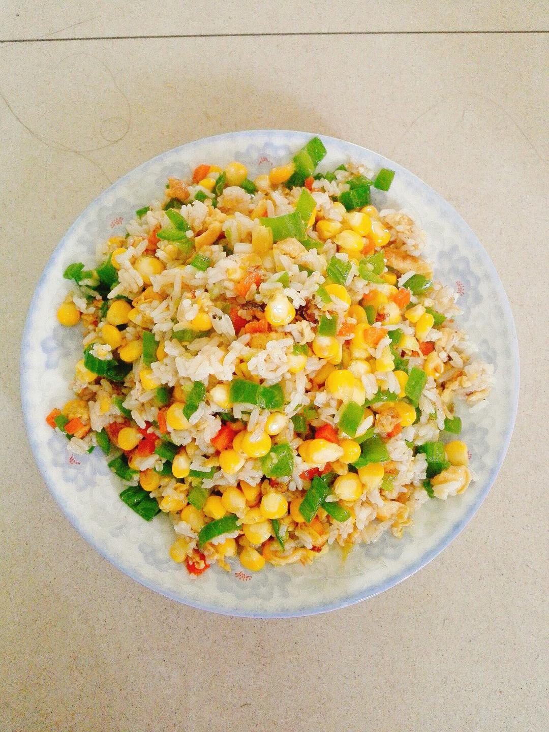 三色蛋炒饭(初学者福音)的做法