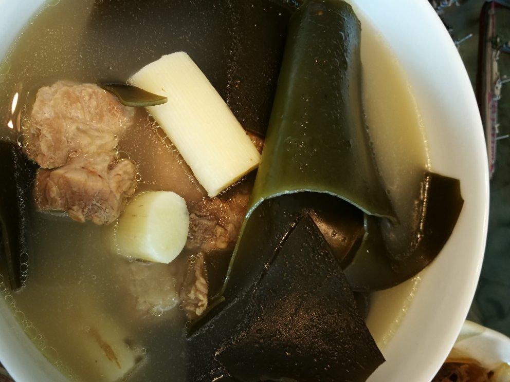 kalenzhang做的海带山药排骨汤