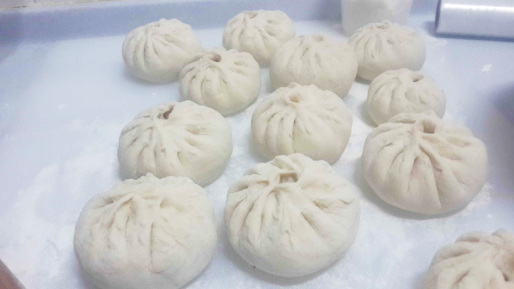 酸笋牛肉包子