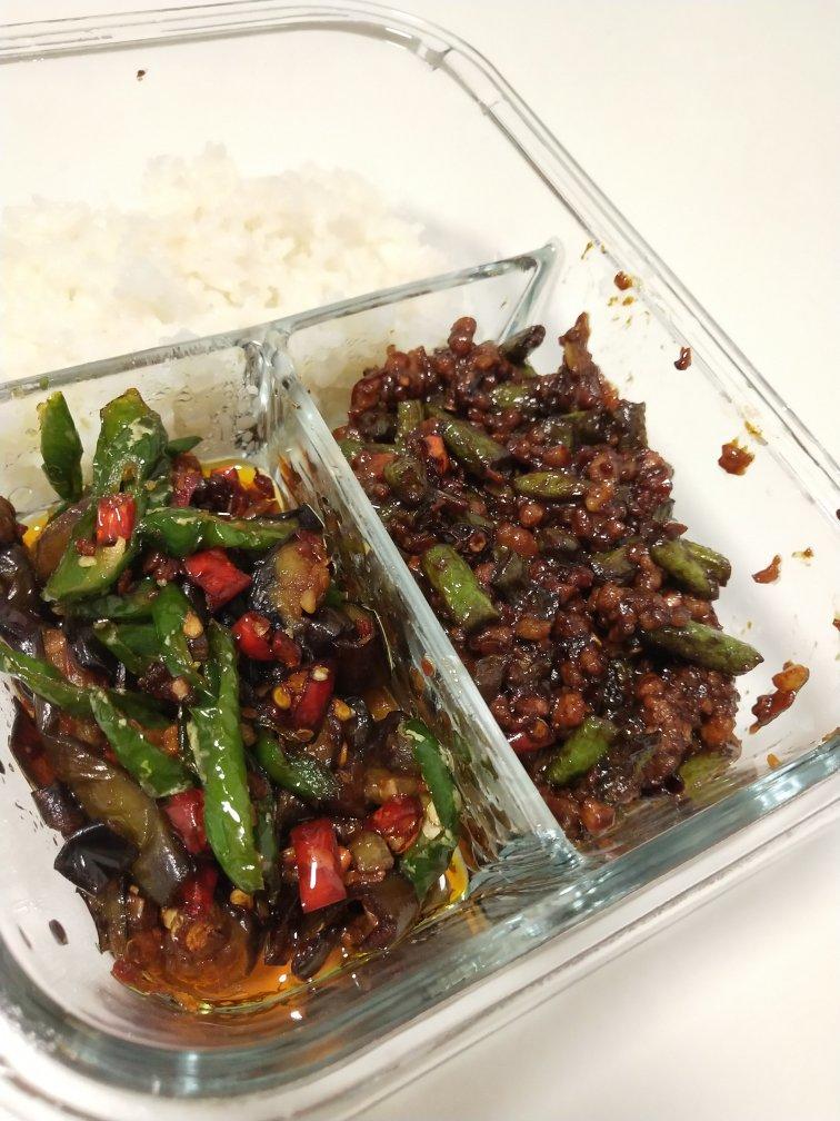 超简单的家常下饭菜猪肉末辣炒豆角