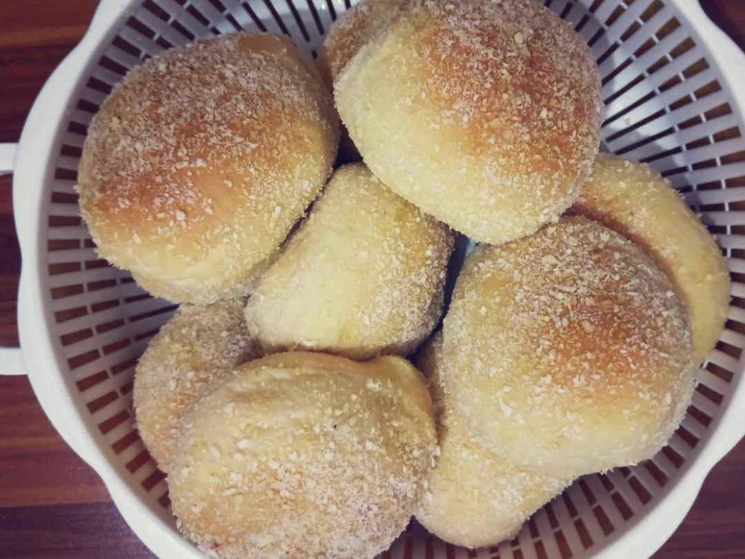 椰蓉奶酥小餐包