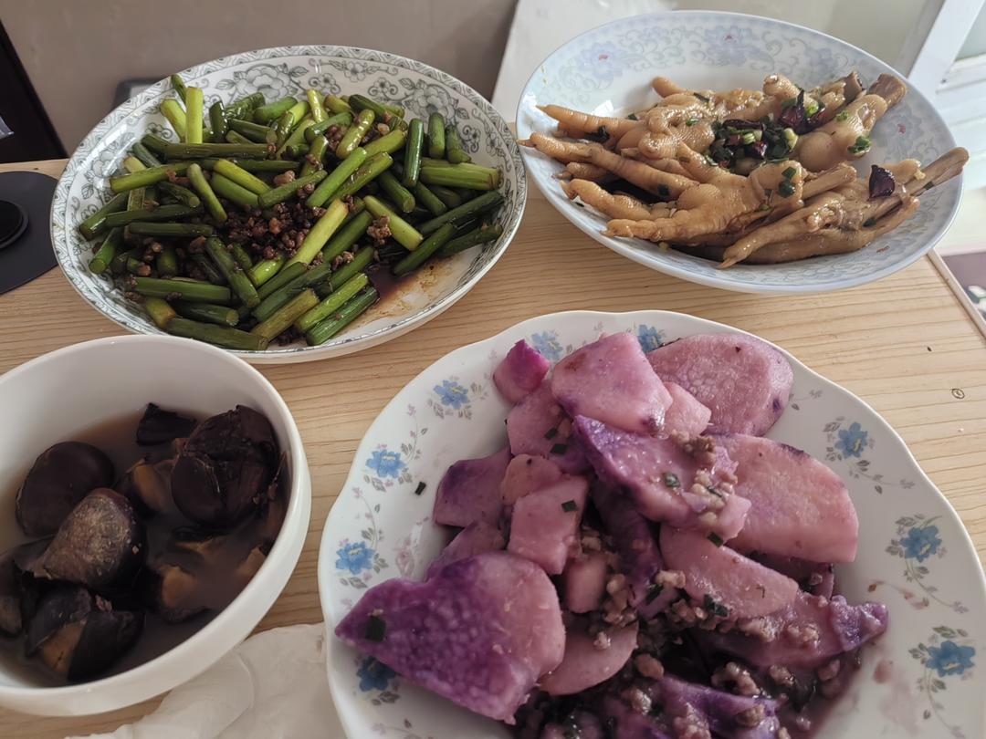 简单好喝紫淮山汤 脚板薯汤 紫山药汤