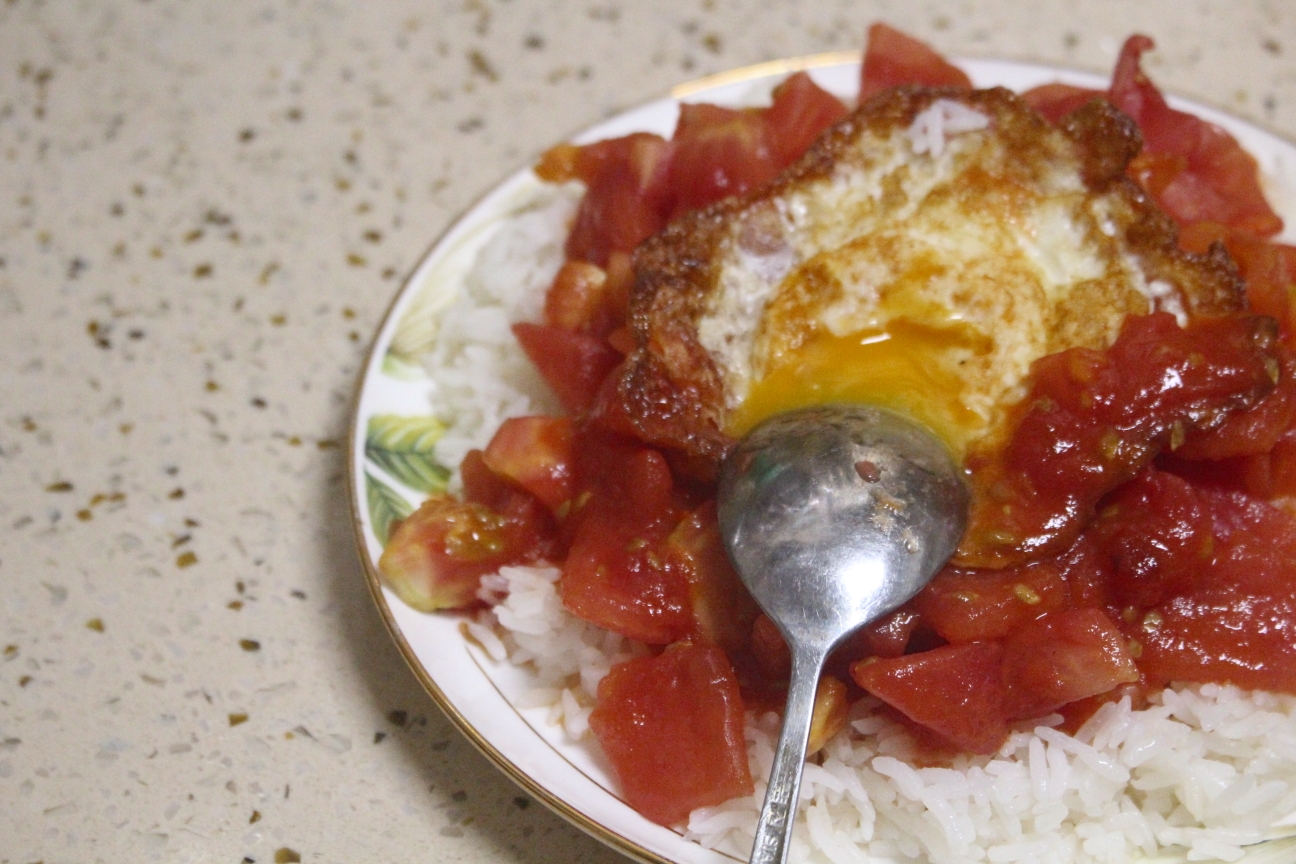 番茄煎蛋盖饭的做法