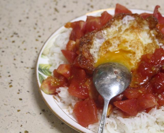番茄煎蛋盖饭的做法