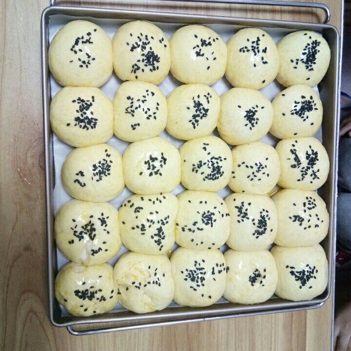 普通面粉做的柔软小餐包