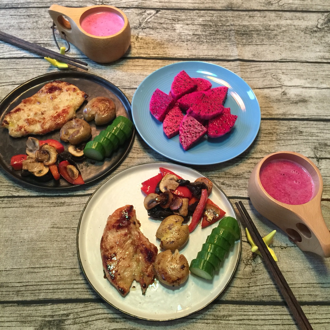 酷炫屌炸天好吃的煎鸡胸肉（香蒜蜂蜜煎鸡胸肉）