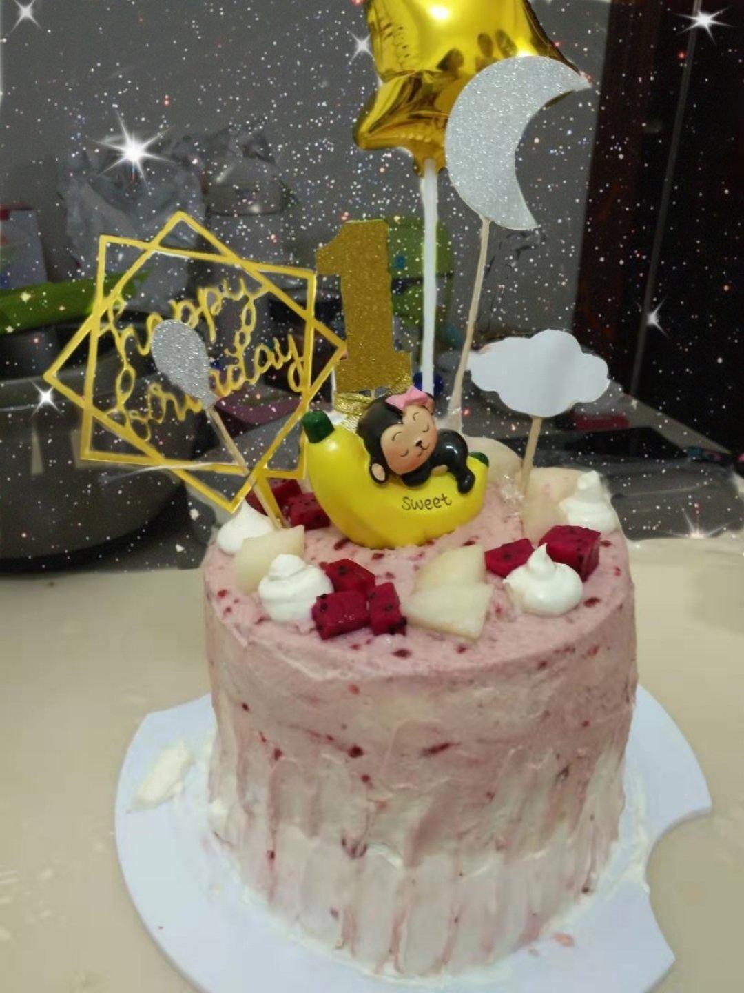 1周岁生日蛋糕（无糖香蕉戚风+无糖希腊酸奶抹面）