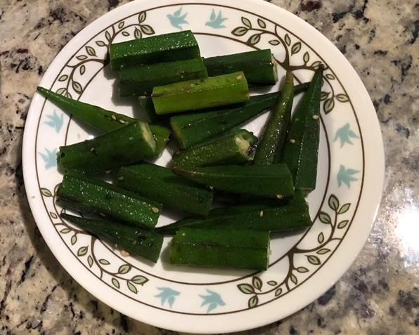 孜然煎秋葵