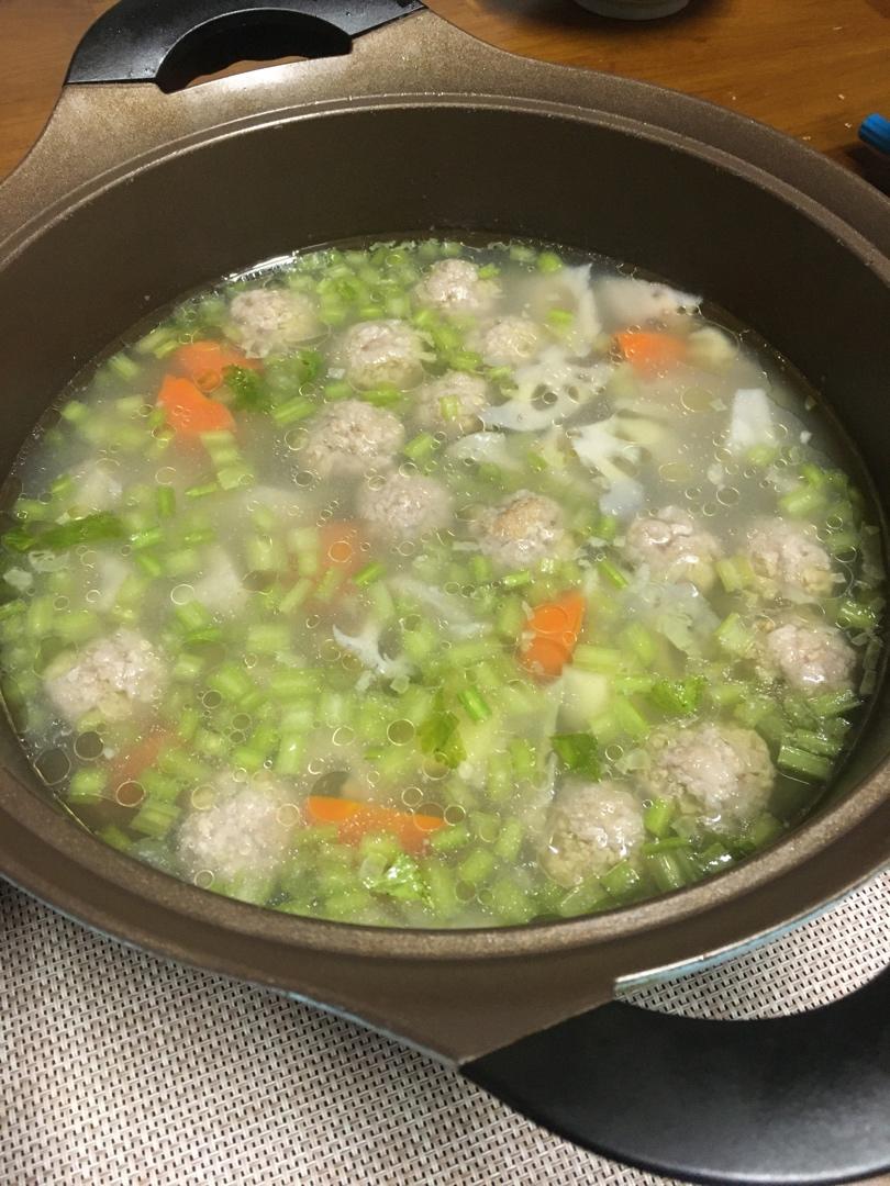 陈情令师姐的莲藕排骨汤（极简做法）